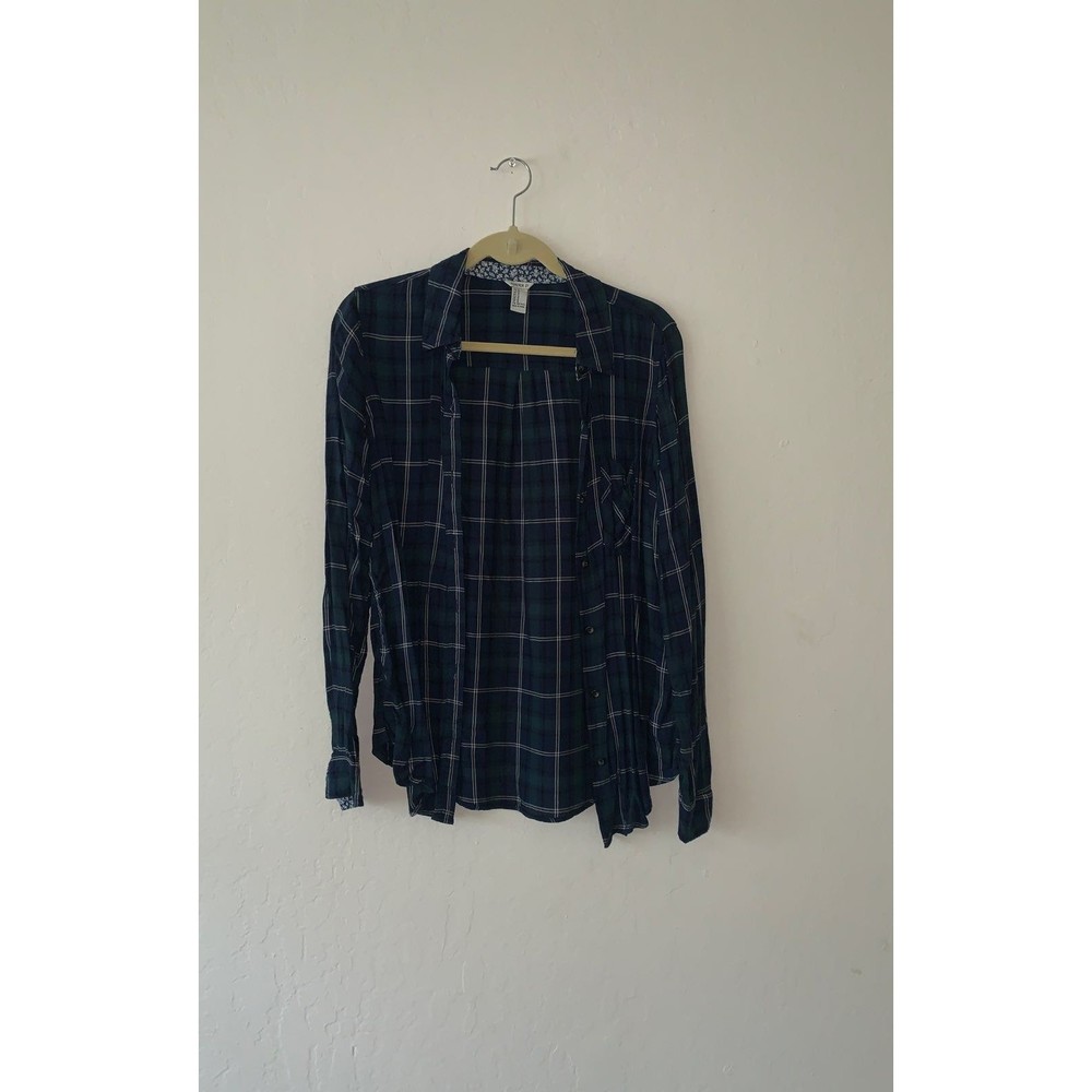 FOREVER 21 plaid long sleeve button up